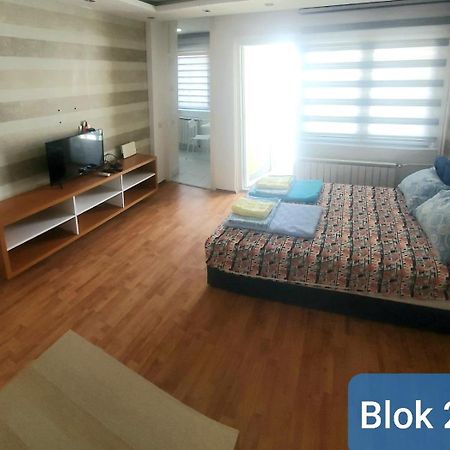 Appartement Apartman Blok à Belgrade Extérieur photo